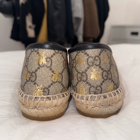 Gucci Women's Espadrilles - Black and Gold Pattern - Picture 8 of 11